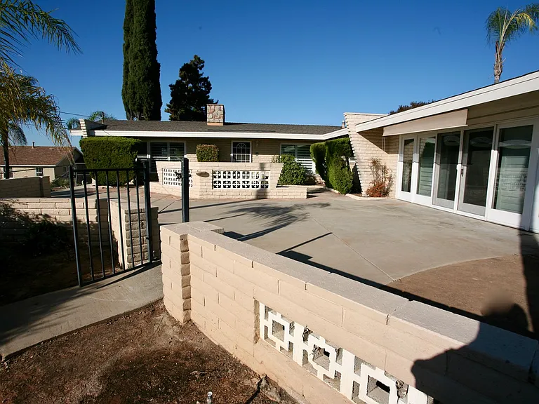 1526 Sundial Ter — Photo 2