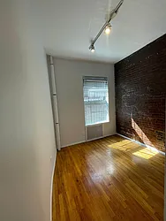 Rented by Best Apartments North Inc