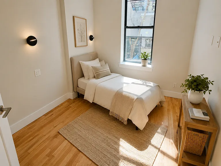 12 Spencer Ct #1R — Photo 4