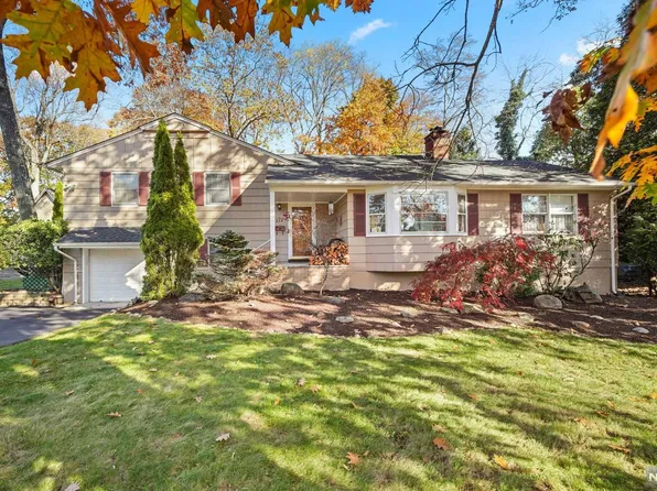 354 N Central Ave, Ramsey, NJ 07446