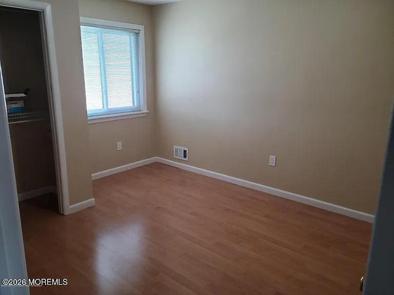 215 Clubhouse Dr — Photo 15