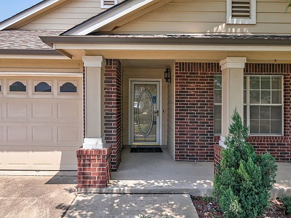 4th image of 1212 Bunratty Cir