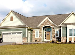 294 Tide Water Ln, Webster, NY 14580