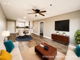 8307 S Figueroa St, Los Angeles, CA