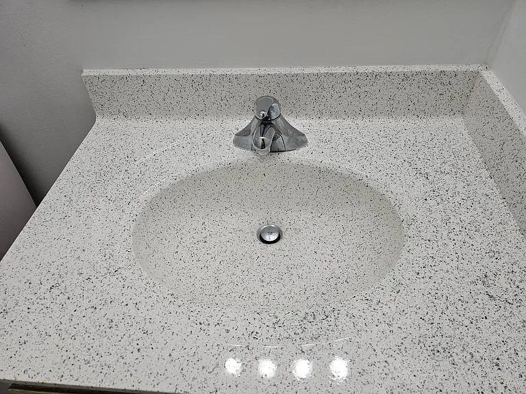 211 Mesa Ln — Photo 2