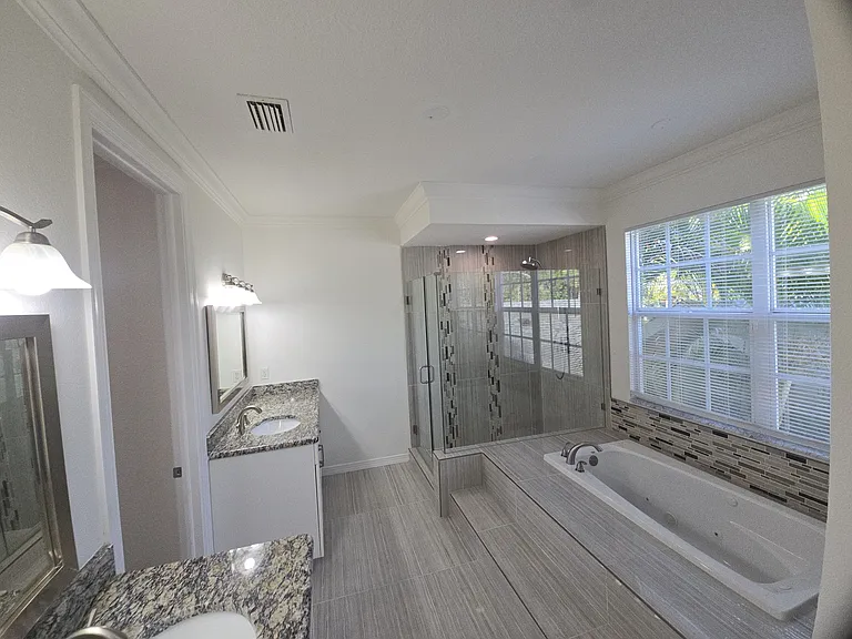 2644 Sabal Springs Dr #3-1 — Photo 8