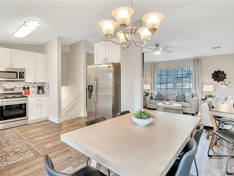 Creek Mill Dr NW — Photo 10