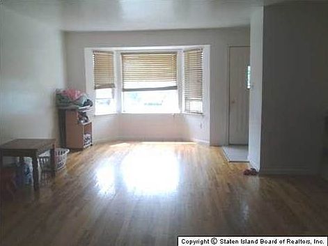 2nd image of 11 Conger St