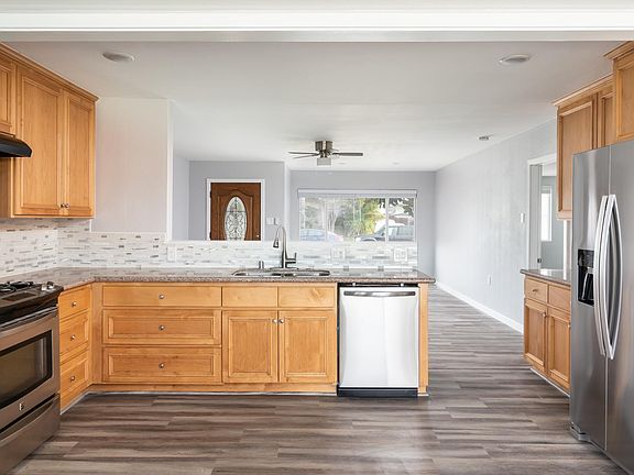 4th image of 4568 Cochise Way