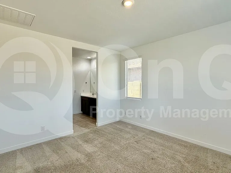 6342 W Raymond St — Photo 10