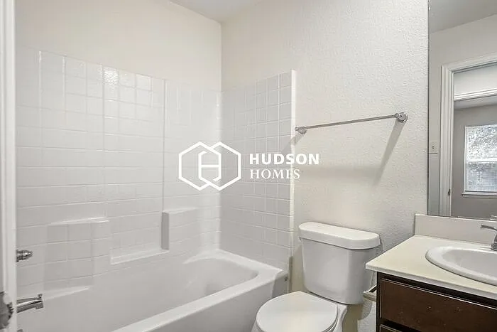 718 Garland Ave #B — Photo 12
