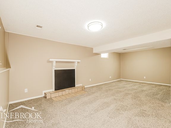 5th image of 4025 E 123rd Ter