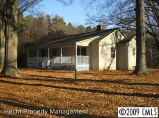 7502 Fighting Creek Rd, Sherrills Ford, NC 28673