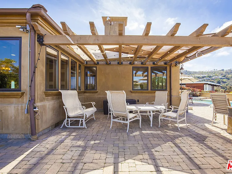 2624 Costebelle Dr — Photo 23
