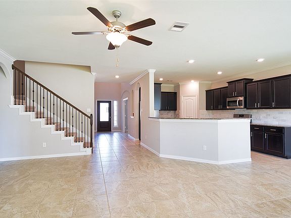 5th image of 2437 Branshill Dr