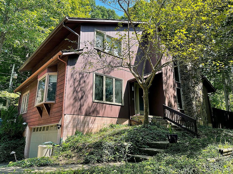 2nd image of 3714 N Bittersweet Dr