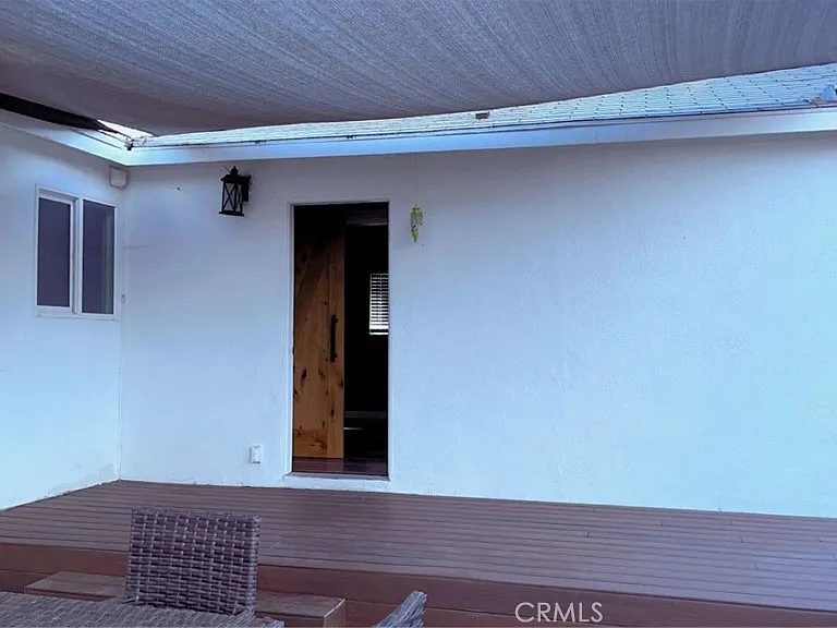 5779 Enfield Ave — Photo 23