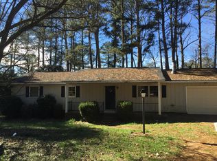 2933 Deshong Dr, Stone Mountain, GA