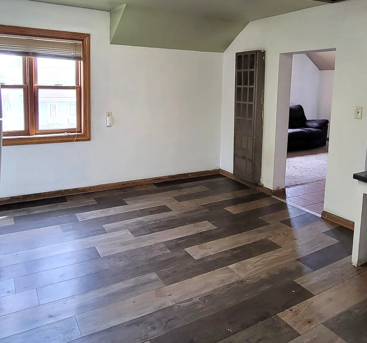 402 N 2nd Ave - 2 — Photo 4