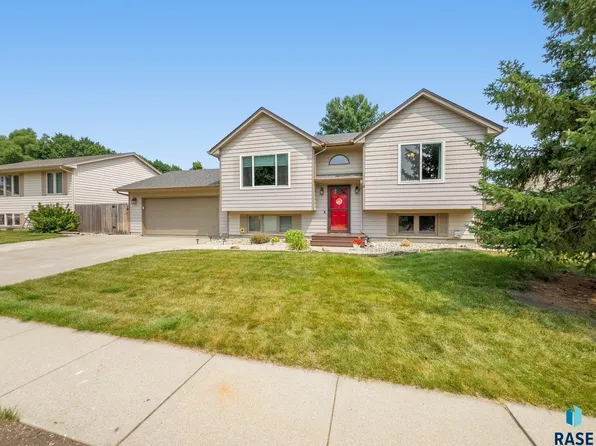 6512 W 54th St, Sioux Falls, SD 57106