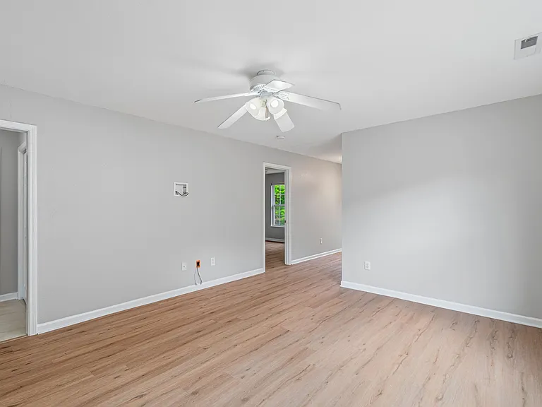 10605 Missoula Way — Photo 5