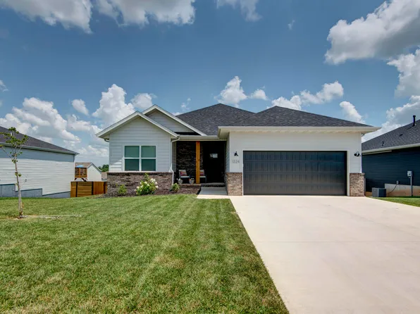 1224 S Birch Avenue, Springfield, MO 65802