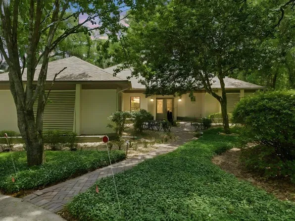 1405 Covered Bridge Dr, Deland, FL 32724