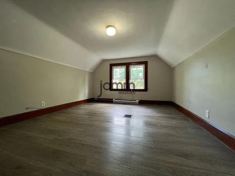 2181 Edgewood Rd #3 — Photo 8