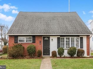 6944 Manti St, Philadelphia, PA 19128