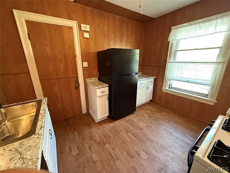 74 Ashton Pl — Photo 31