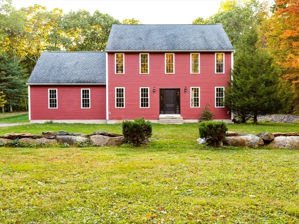 98 Tucker Rd, West Brookfield, MA 01585