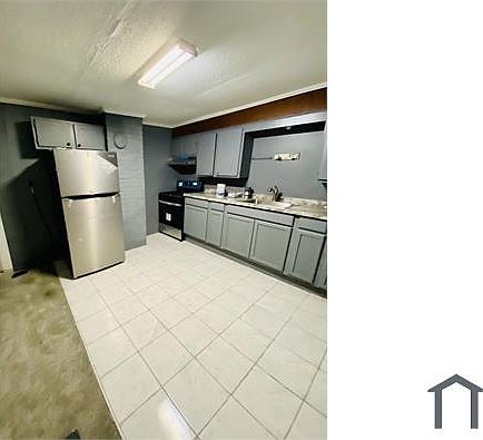 2nd image of 476 Sunnyside St #1