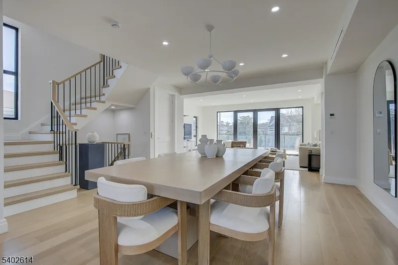 12 Seashore Drive photo 1