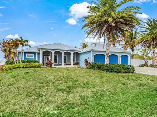 4438 NE 11th Pl, Cape Coral, FL 33909