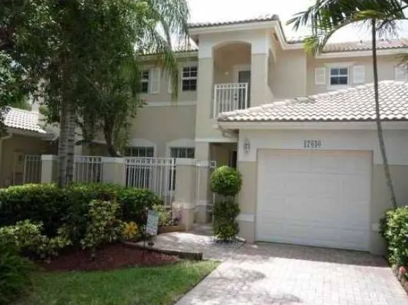 17030 NW 22nd St, Pembroke Pines, FL 33028