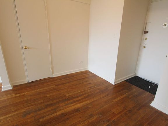 4th image of 83-35 139th St #6N