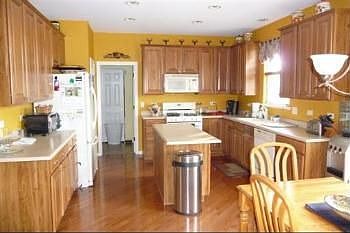 2nd image of 16300 W Lanfear Dr