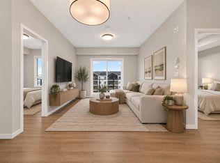 33 N Carringham Gate NW #3413, Calgary, AB T3P 2H6