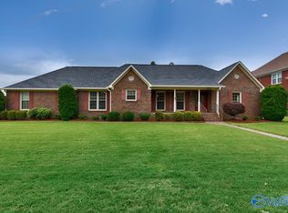 7101 Heathrow Dr SE, Huntsville, AL 35802