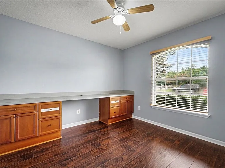 711 Sid Dr — Photo 9