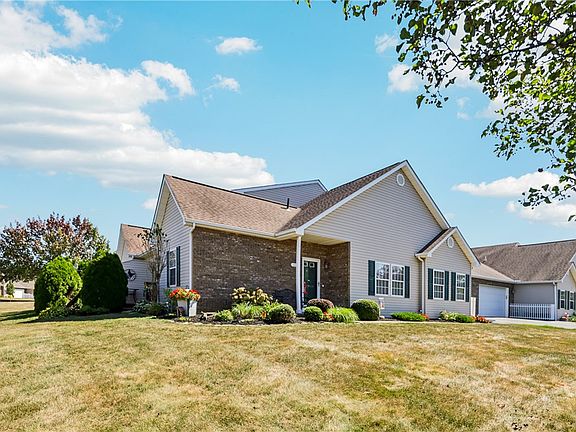 4th image of 117 Clearwater Dr