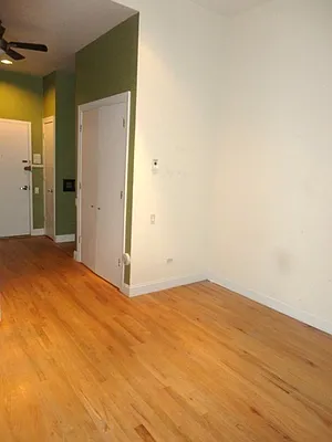 Rented by New York Residence | media 43