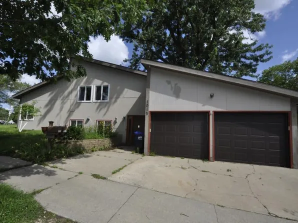 1015 12th St NW, Rochester, MN 55901