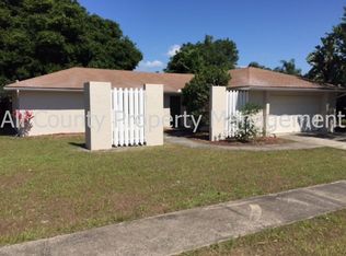 994 16th Way, Palm Harbor, FL 34683