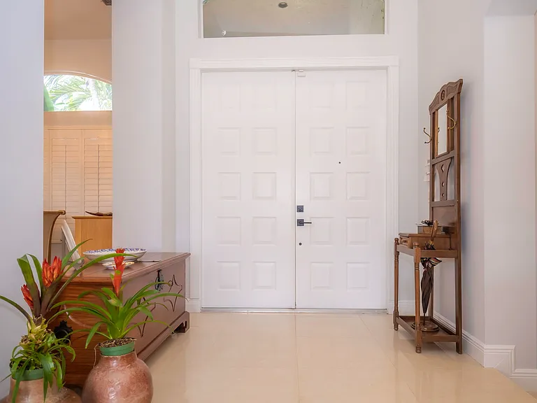 10849 Bal Harbor Dr — Photo 6