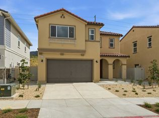 23720 Wilcox Dr, Newhall, CA 91321