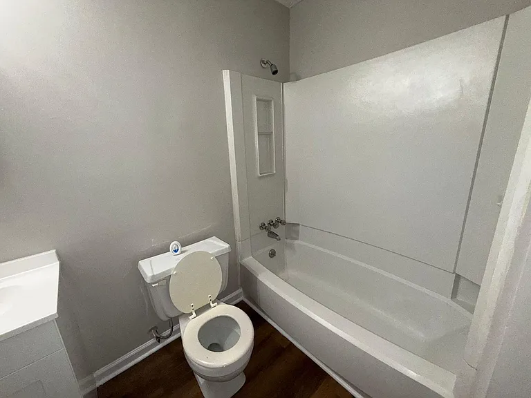 152 Dorchester Manor Blvd #A — Photo 12