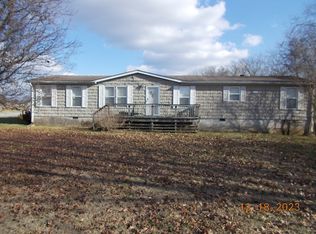 1797 S Commerce Rd, Watertown, TN 37184