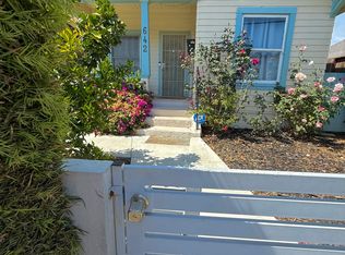 642 W 10th St, San Pedro, CA 90731