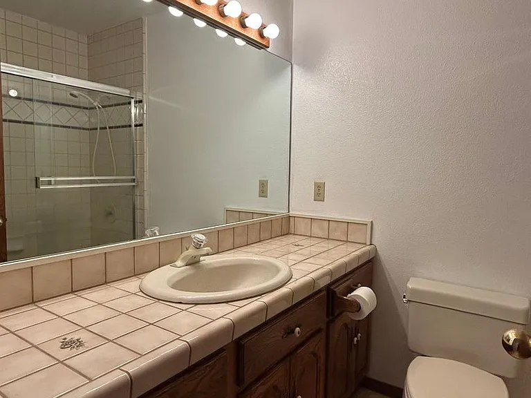 12334 Craig Ave — Photo 13